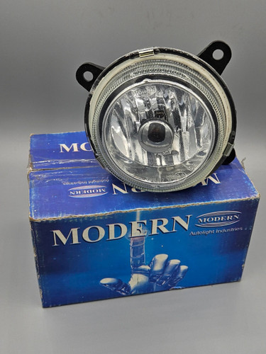 عکس پروژکتور جلو پژو ۴۰۵ اس ال ایکس سمت راننده مارک مدرن