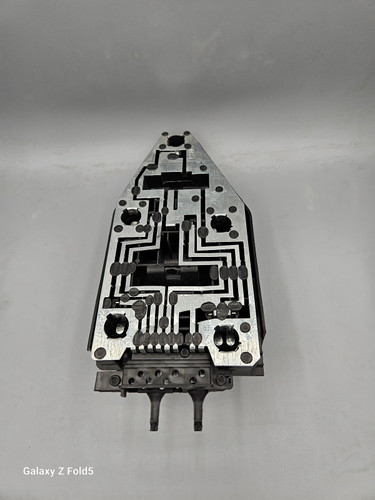 عکس مدار خطر عقب ۴۰۵ سمت شاگرد