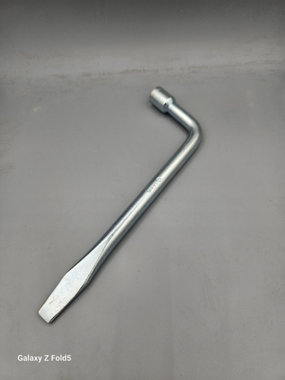 آچار چرخ پراید درجه یک چین