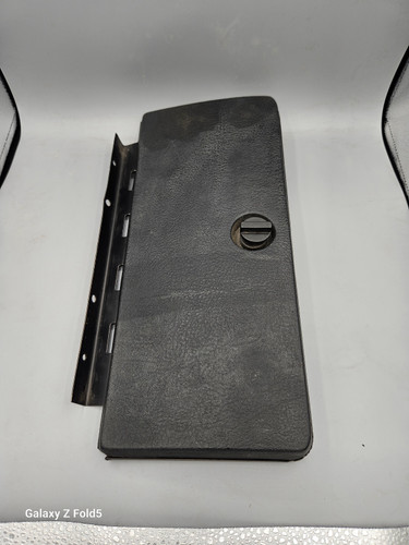 تصویر درب داشبورد پیکان