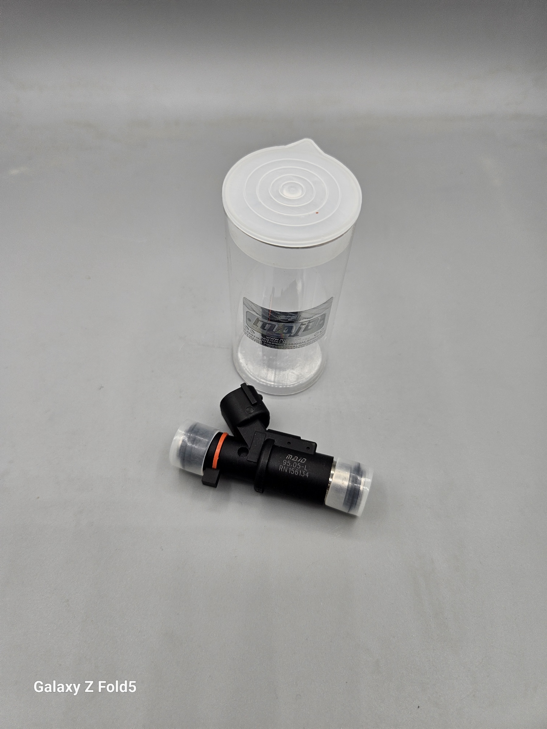 عکس سوزن انژکتور سوکت بیضی تک سوراخ